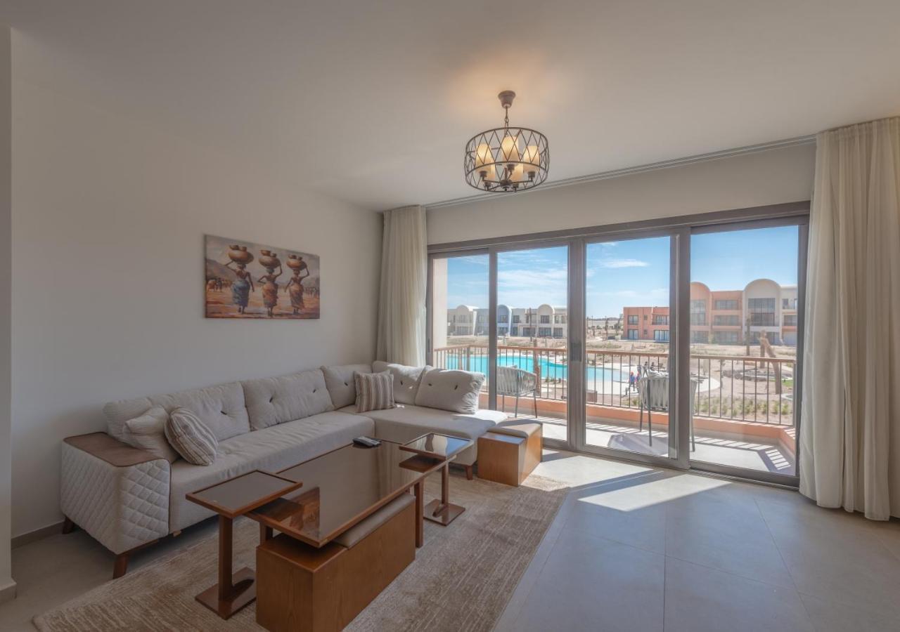 Sophisticated 1br 1,5 Bath Duplex - Kamaran El Gouna, Pool View & Access Apartament Hurghada